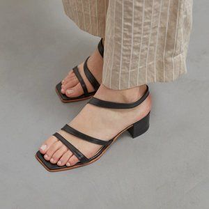 Nwt Zou Xou Delfina Sandal In Black - image 1